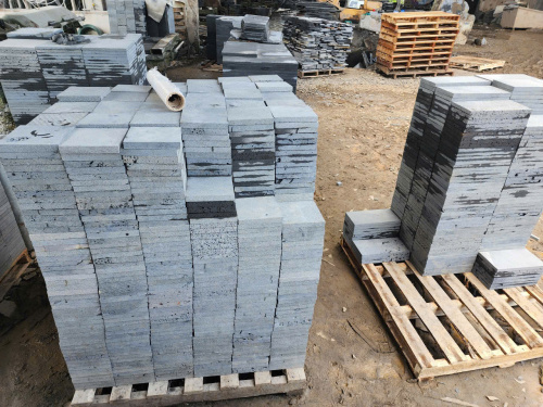 Đá tổ ong 150*150*20 mm