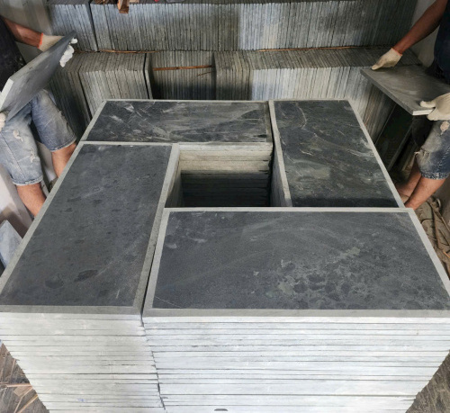 Đá xanh rêu mài viền 300*600*20mm